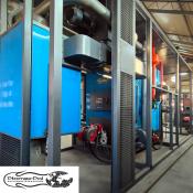 Mobilna kotłownia kontenerowa Binder 840 kW firmy Płomex-Pol w trakcie montażu