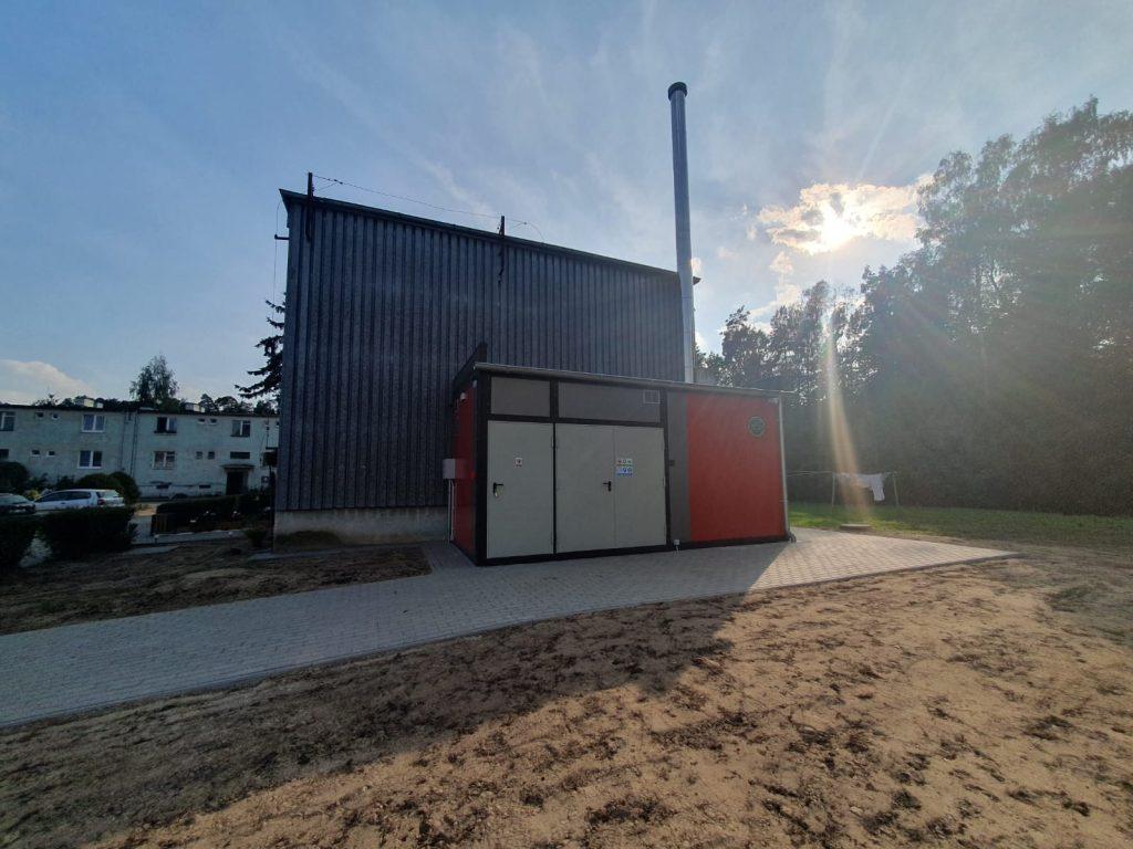 Kotłownia kontenerowa na Osiedlu Jamy w Rogoźnie – modernizacja sieci ciepłowniczej wykonana przez Plomex-Pol.